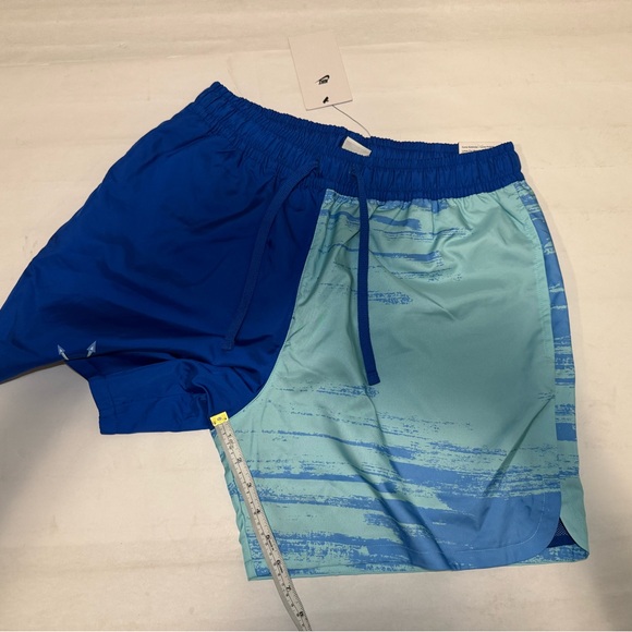 Nike Blue and Teal sport basketball Shorts - Picture 2 of 4